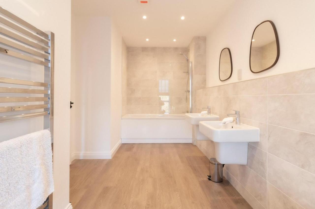 Apartmán New Sleek & Stylish 2Bd Flat - Heart Of Haworth Keighley Exteriér fotografie